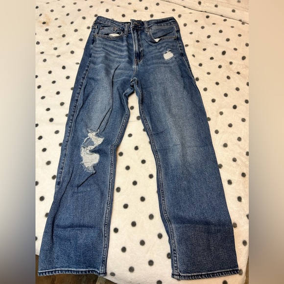 American Eagle ,Denim forum, Hollister shorts - Picture 2 of 6